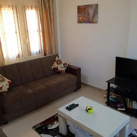 Ξενοδοχείο με διαμερίσματα Sundari Apart